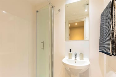 1 bed studio, Dogpool Lane, Stirchley, Birmingham, B302XN - Image 4